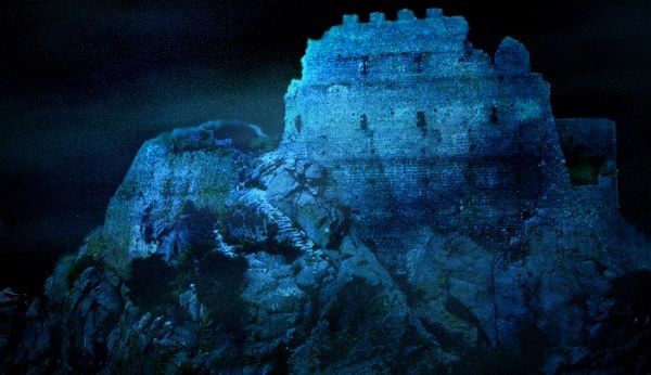 er_castello_der_fantasma_piccolo2.jpg