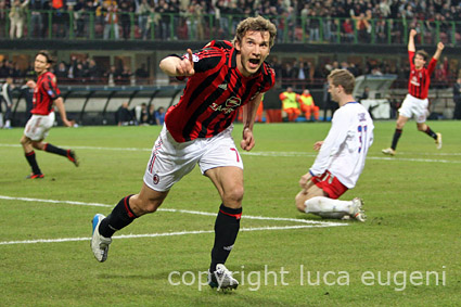 esultanza_gol_shevchenko02.jpg