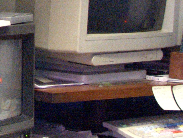 EV+3_ISO1600_equiv_crop.jpg