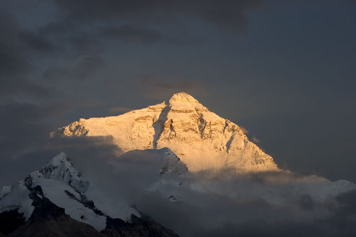 everest.jpg