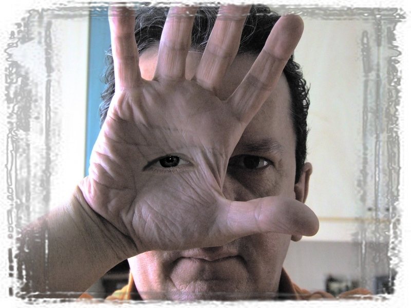 eyes1.jpg