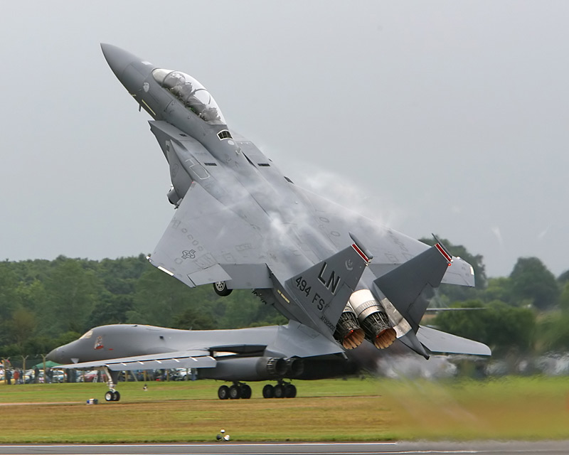 F-15.jpg