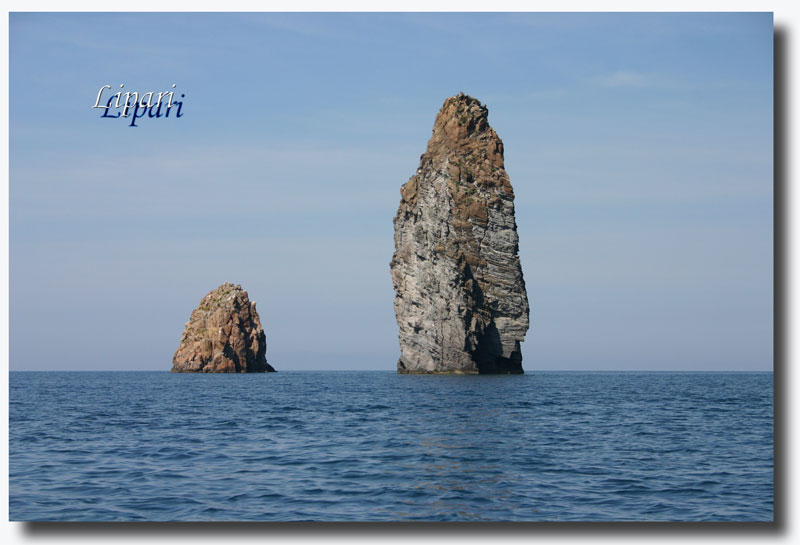 faraglioni.jpg
