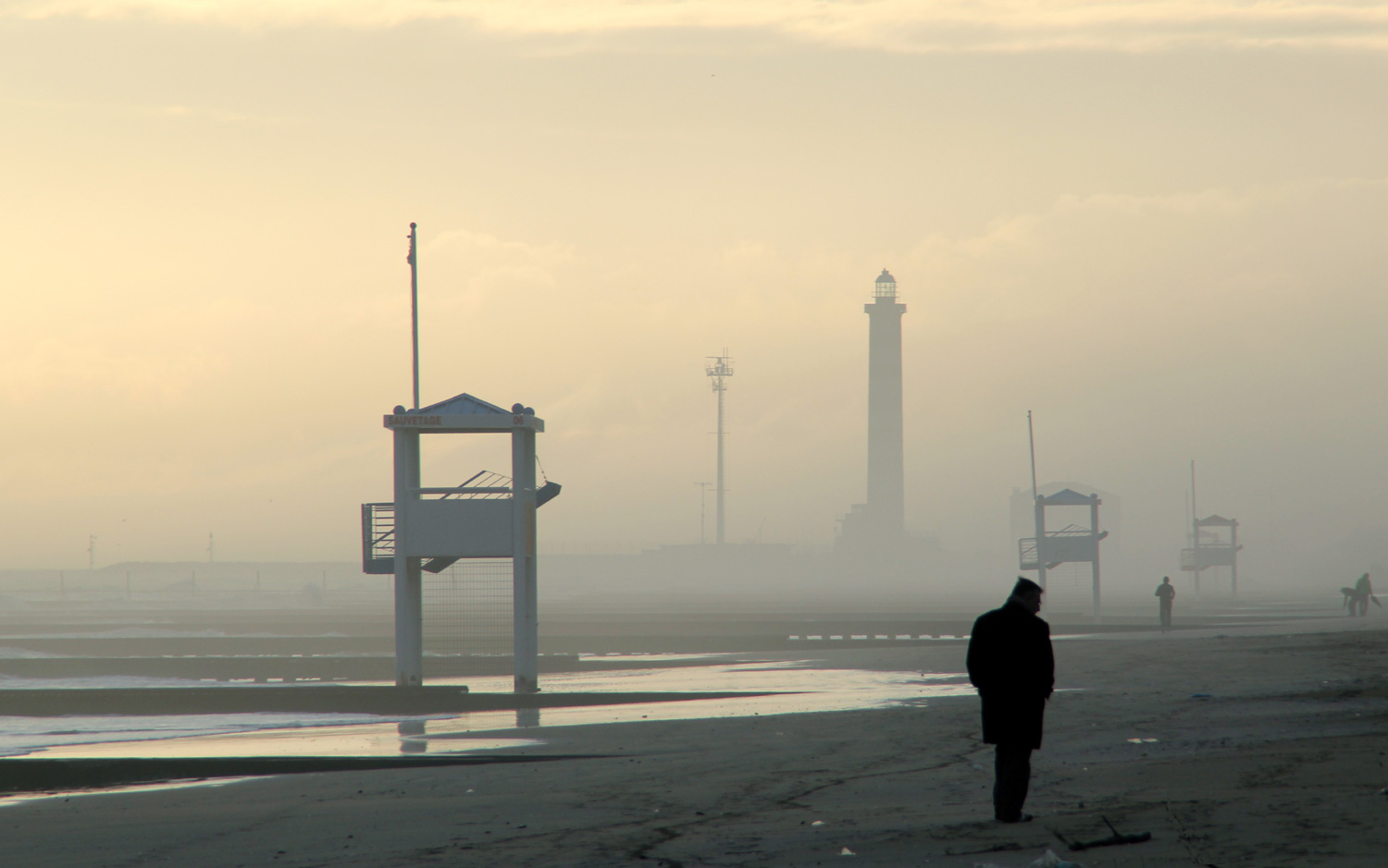Faro_nebbia.jpg