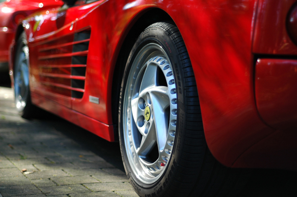 Ferrari-1.jpg