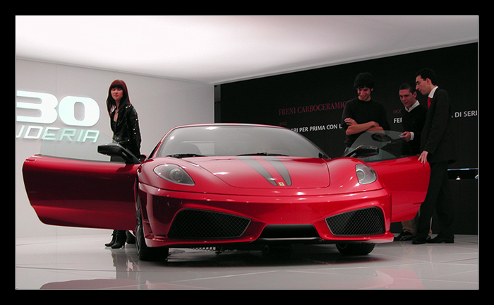 ferrari.jpg