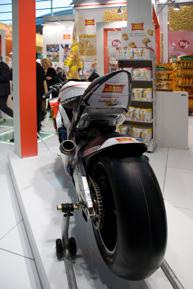 fiera-Rimini-5a---ISO-200-F.-4---1_60--sec.jpg