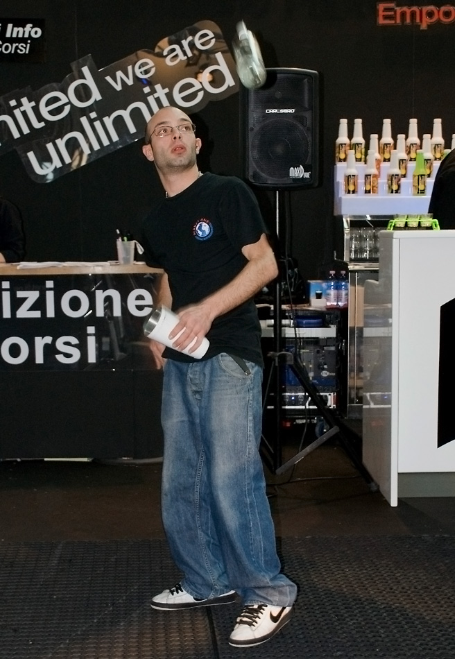 fiera-Rimini-bar---ISO-250-F.-4,2---1_60--sec.jpg