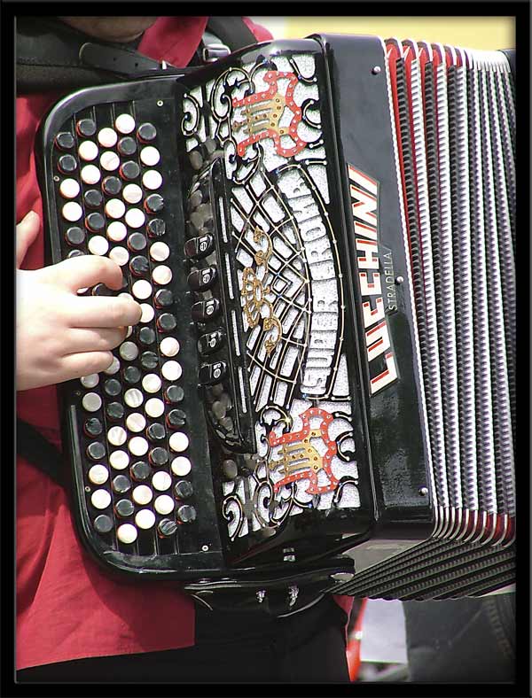 fisarmonica.jpg