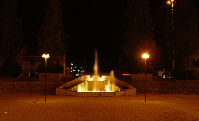 Fontana sottoesposta.jpg
