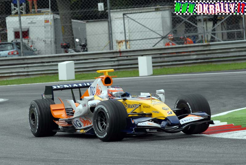 foto_golutti_davide_29.08.07_test_f1_monza_(60).jpg
