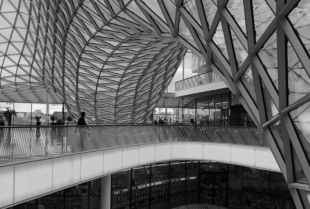 Frankfurt-Shopping-Mall-IIIzero.jpg