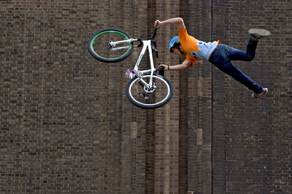 free style - sforbiciata.jpg