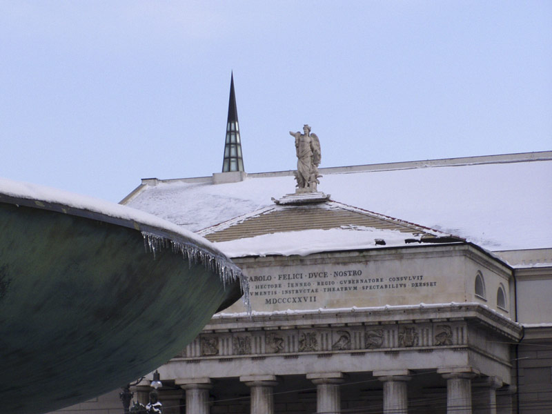 frozenarchitecture02.jpg