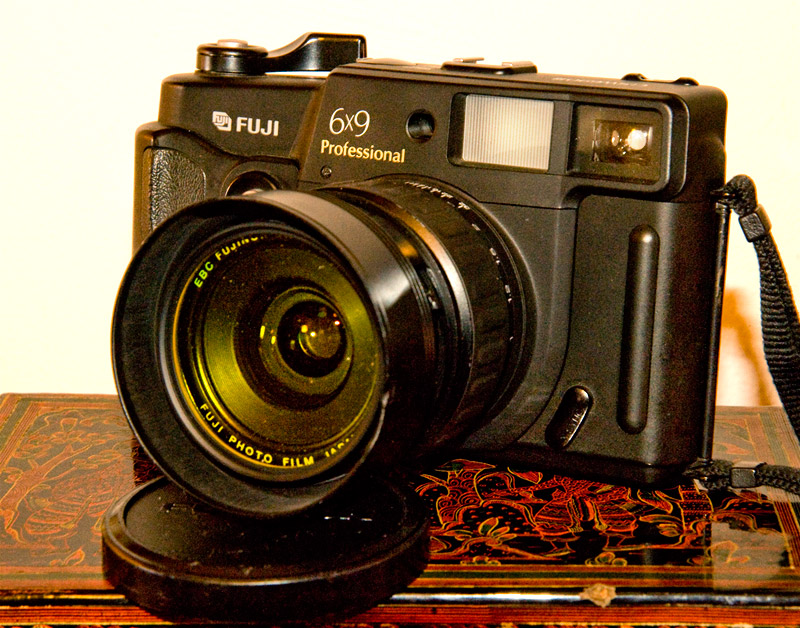 GSW690.jpg