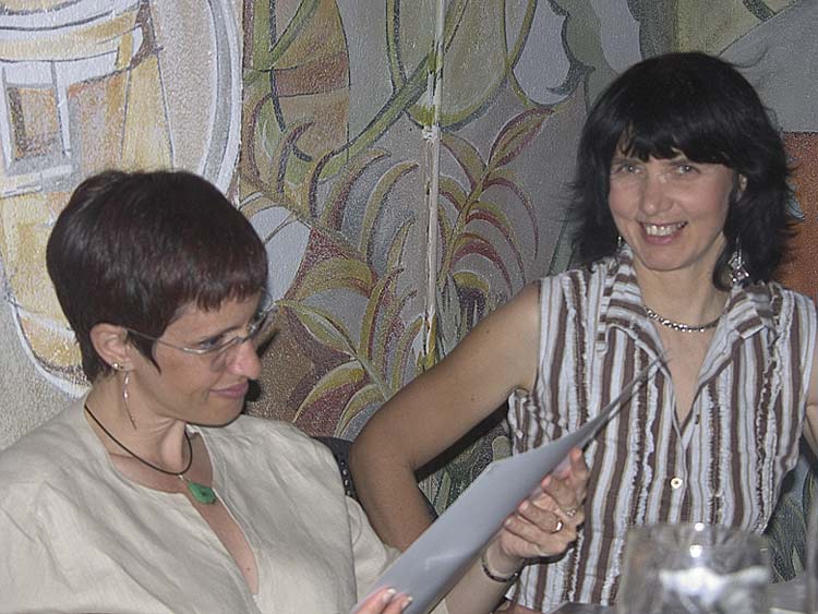guardando-le-foto.jpg