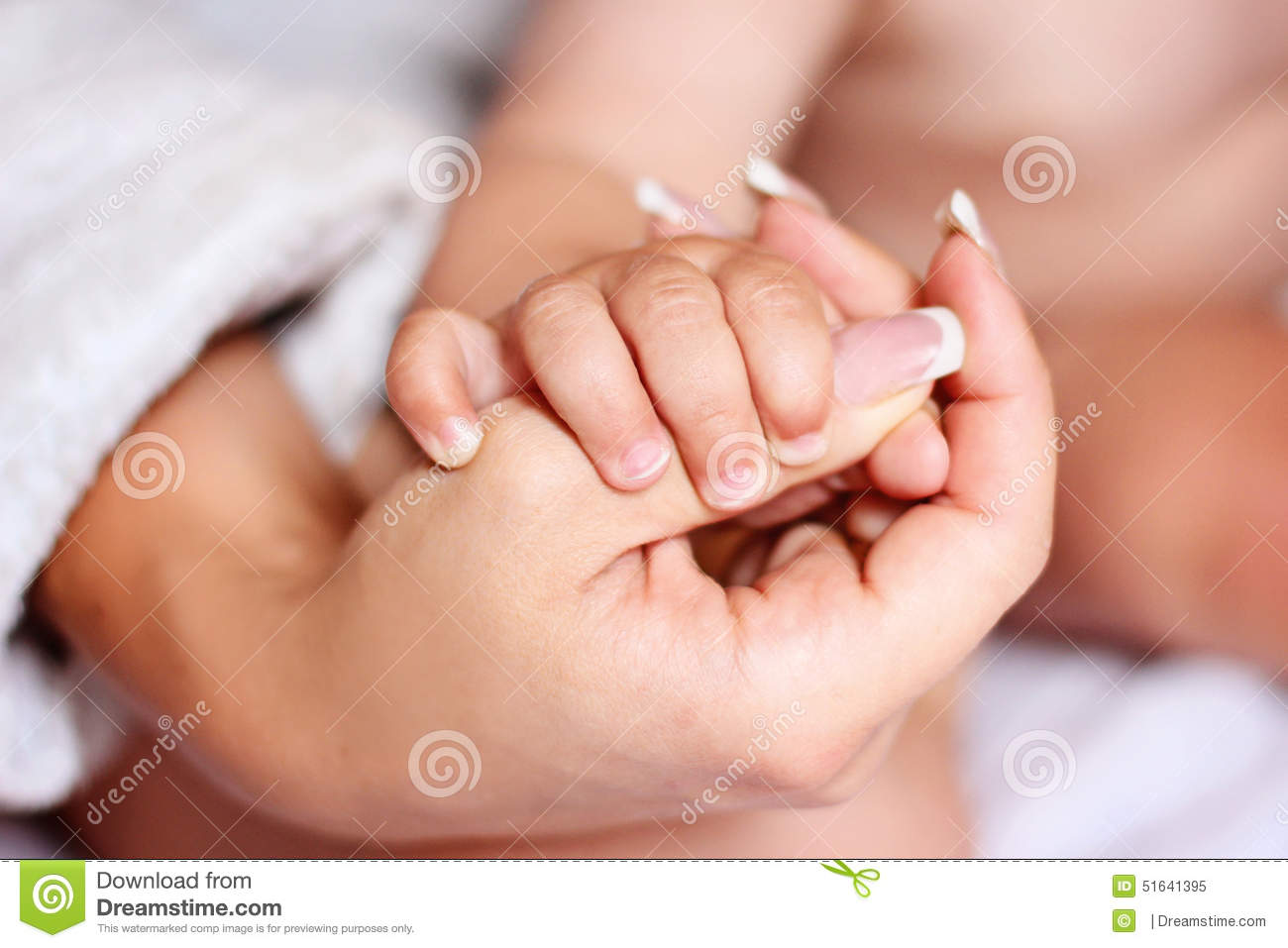 hands-mother-son-gently-beautiful-51641395.jpg