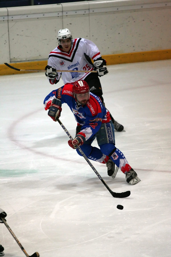 hockey1.jpg