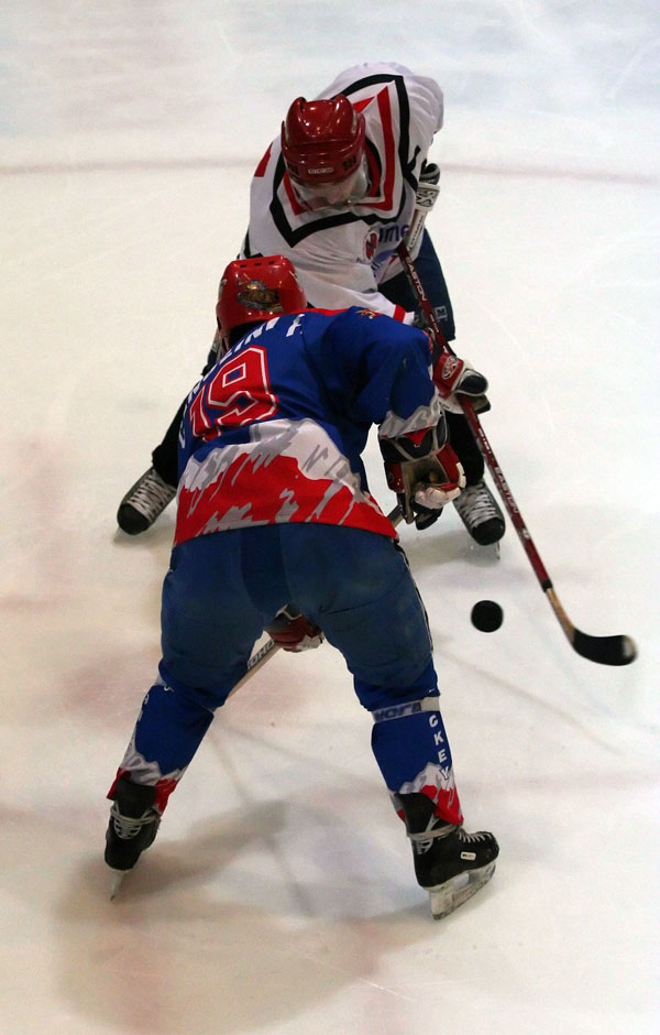 hockey4.jpg