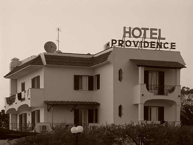 hotel[2].jpg