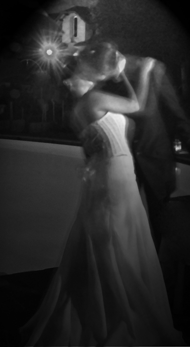 il-bacio-bn.jpg