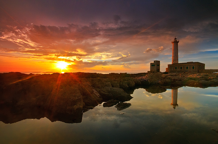 il-faro-Santa-Croce-+-chiaro.jpg