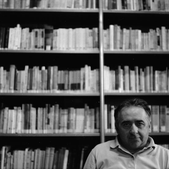 ilbibliotecarionegat.jpg