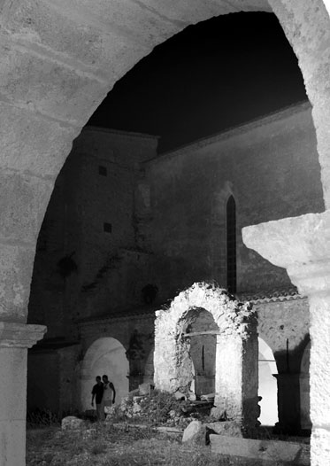 IMG_1372-b_w.jpg