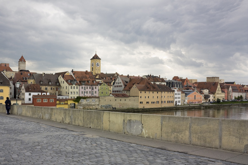 IMG_2033a_rid.jpg