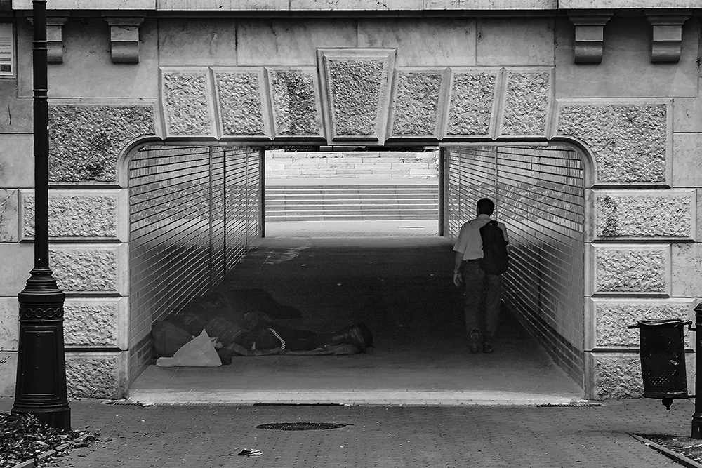 Indifferenza_1_bw_p.jpg
