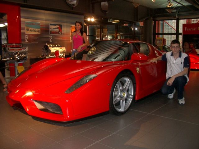 Io e la Ferrari Enzo.JPG