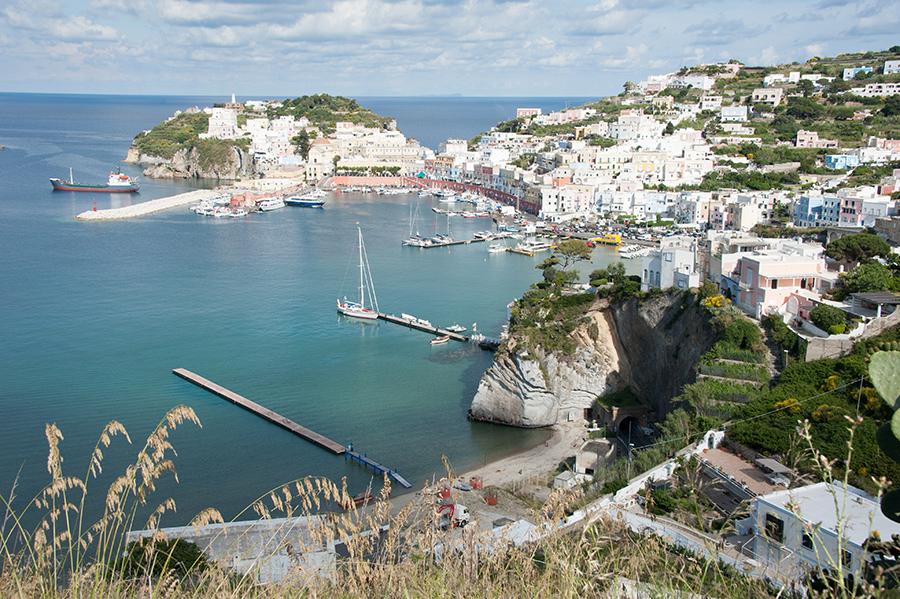 isola-di-Ponza.jpg