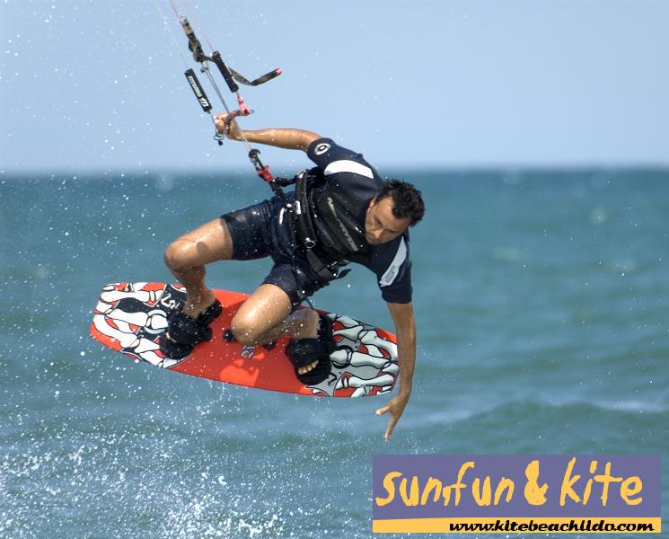 kitebeachlido.com.jpg