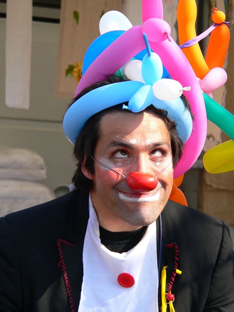 l'uomo dei palloncini 2.jpg