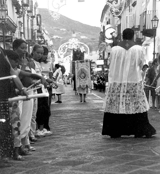 La processione.web.jpg