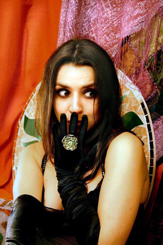 lady2.jpg