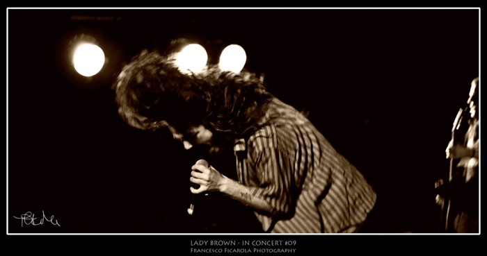 lady_brown_09.jpg