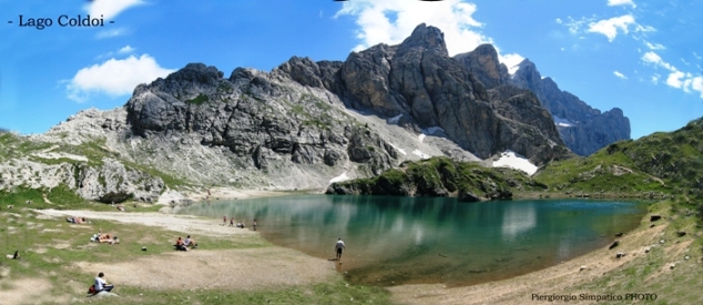 laghetto 2 panorama copia.jpg