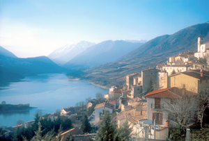 Lago-di-Barrea.jpg