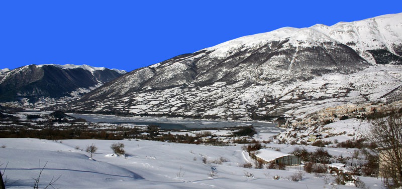 Lago-intero.jpg