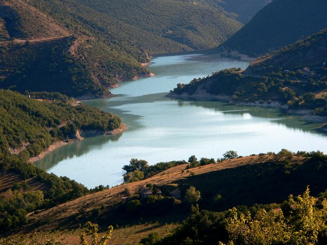 Lago02.jpg