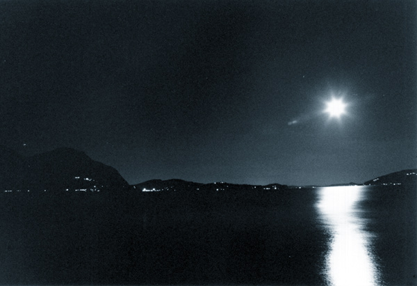 lago_notturno_min.jpg