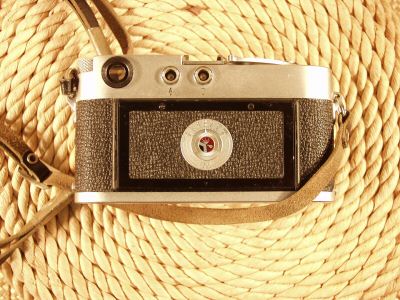 leica 2.jpg