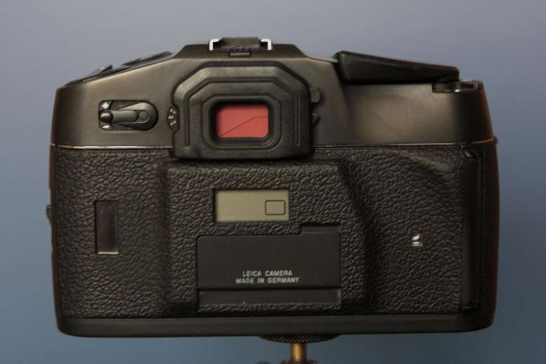Leica R8 - retro - 1.jpg