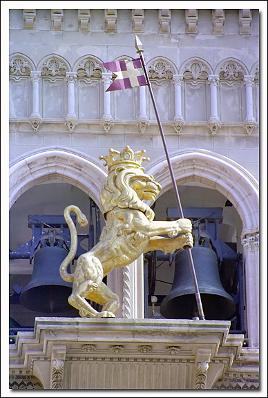 Leone-(Campanile_com).jpg