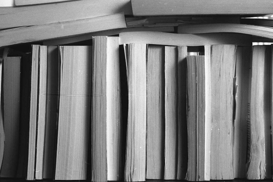 Libri-pieno.jpg