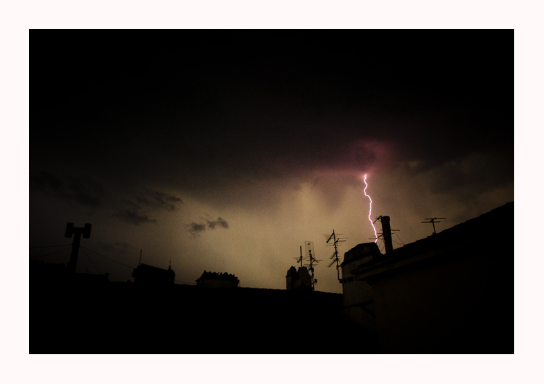 lightning2.jpg