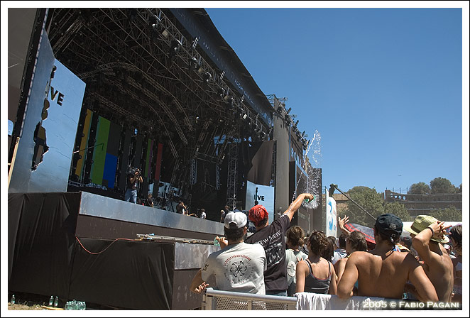 live8_06.jpg