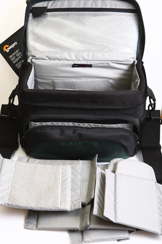 Lowepro-Nova-4_3.jpg
