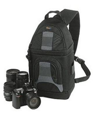 Lowepro 200 AW.jpg
